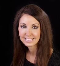 Using Data to Strengthen Relationships with Sandra Zoratti @SandraZ